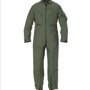 New with tag, Air Force flight suit, 44R, flyers type 1, class 1 sage green 1659